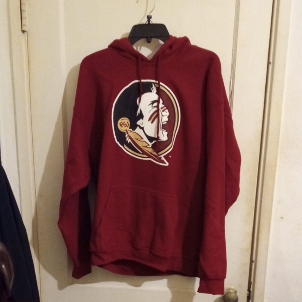 Garnet Fanatics FSU Hoodie W/ Chief Osceola graphic on the Front.. Men's Sz. XL